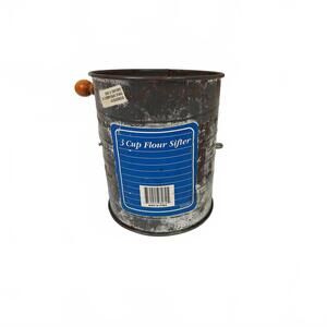 3 Cup Metal Publix Flour‎ Sifter with metal and Wooden Hand Crank Pre Owned